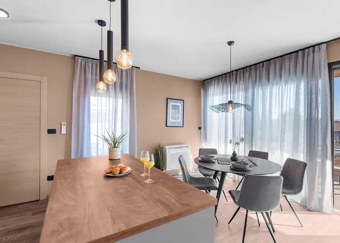 Quercus Village App 2 Mit Jacuzzi By Interhome